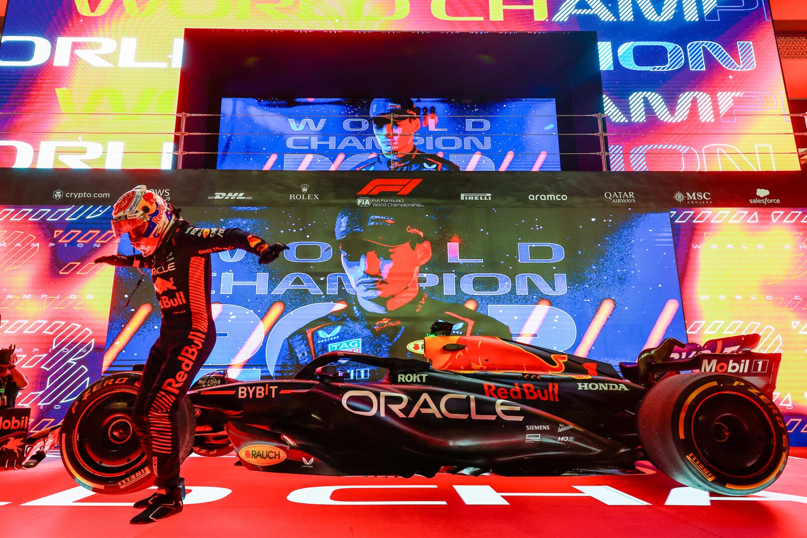 Honda Global  September 24 , 2023 Oracle Red Bull Racing Wins Second  Consecutive F1 Constructors' Championship – Glorious achievement captured  in partnership with Honda –