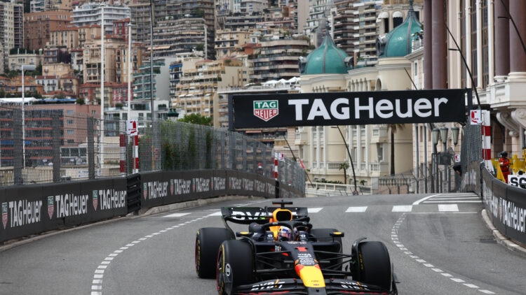 マックス・フェルスタッペンへの素敵なギフト | TAG Heuer マックス・フェルスタッペンへの素敵なギフト | TAG Heuer