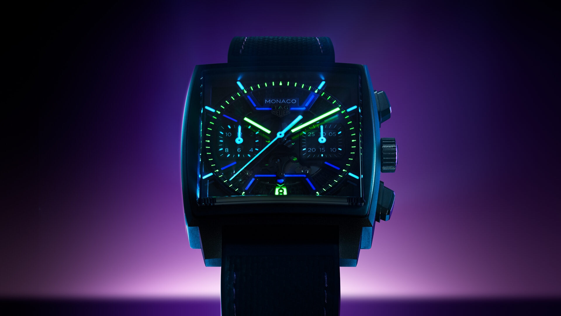 ナイトレースによって生まれ変わったクロノグラフ | TAG Heuer